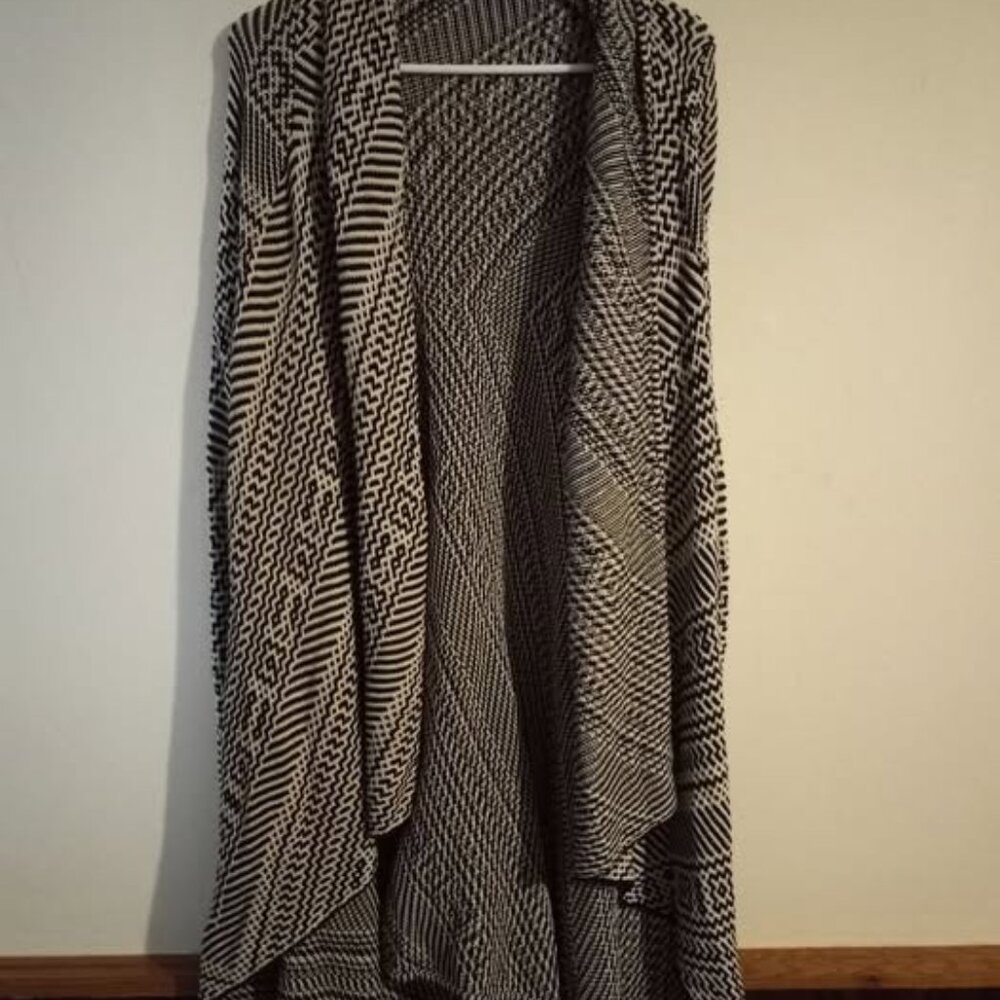 Jessica Simpson Black/White Cardigan